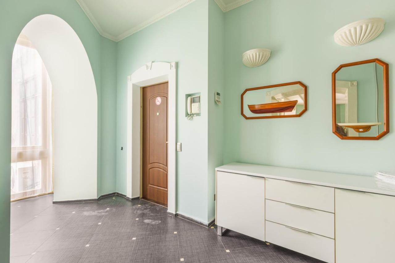 Apartment Deribasivska Cozy 4-room