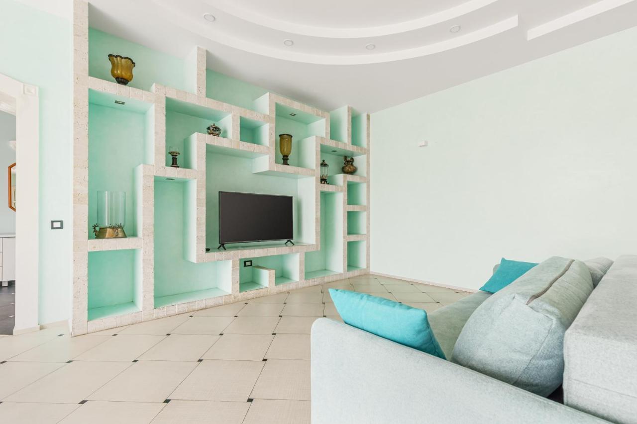 Deribasivska Cozy 4-room Apartment *