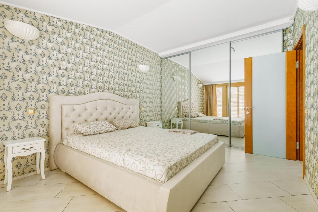 Apartment Deribasivska Cozy 4-room