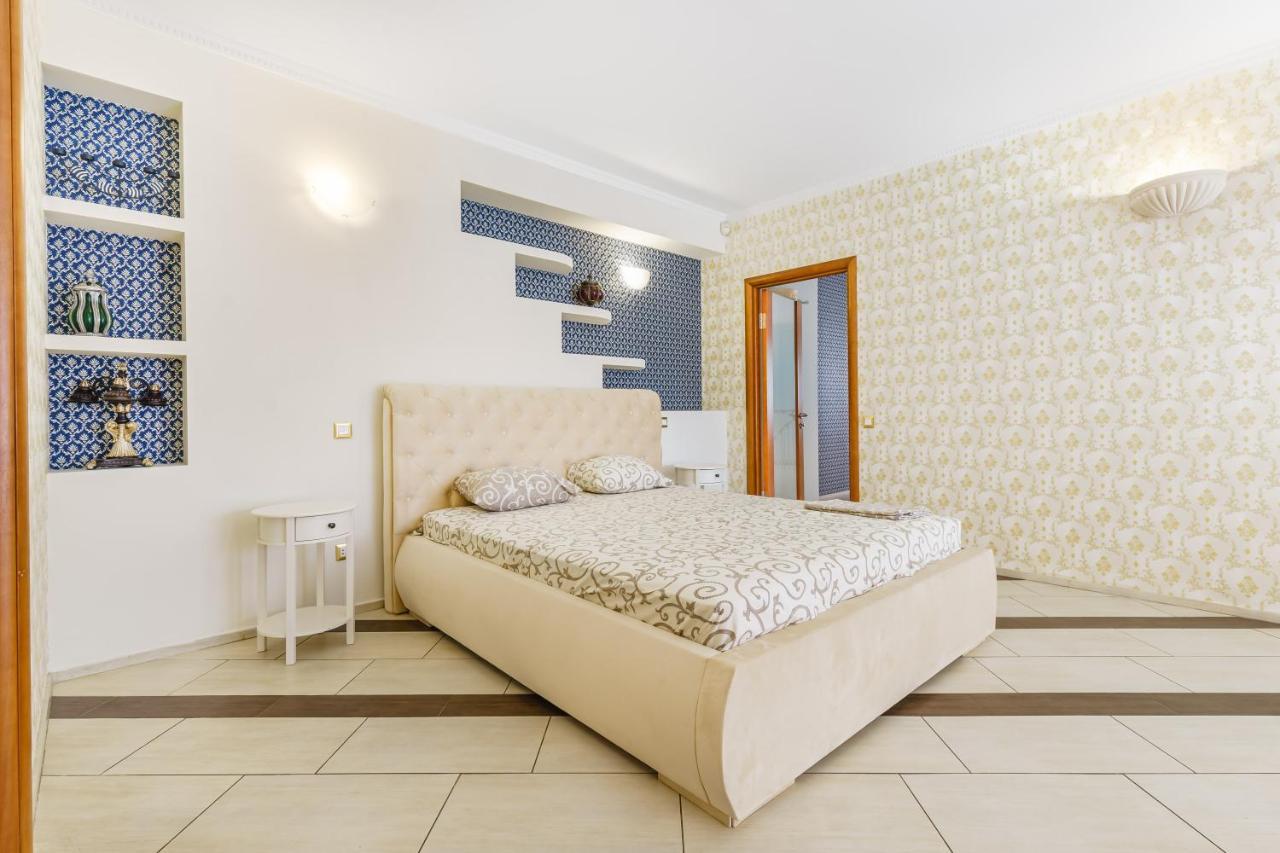 Deribasivska Cozy 4-room Apartment Odesa